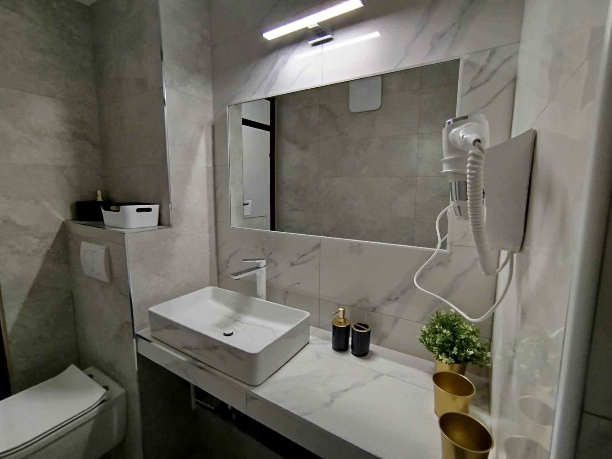 Apartman Iva 诺瓦利娅 外观 照片