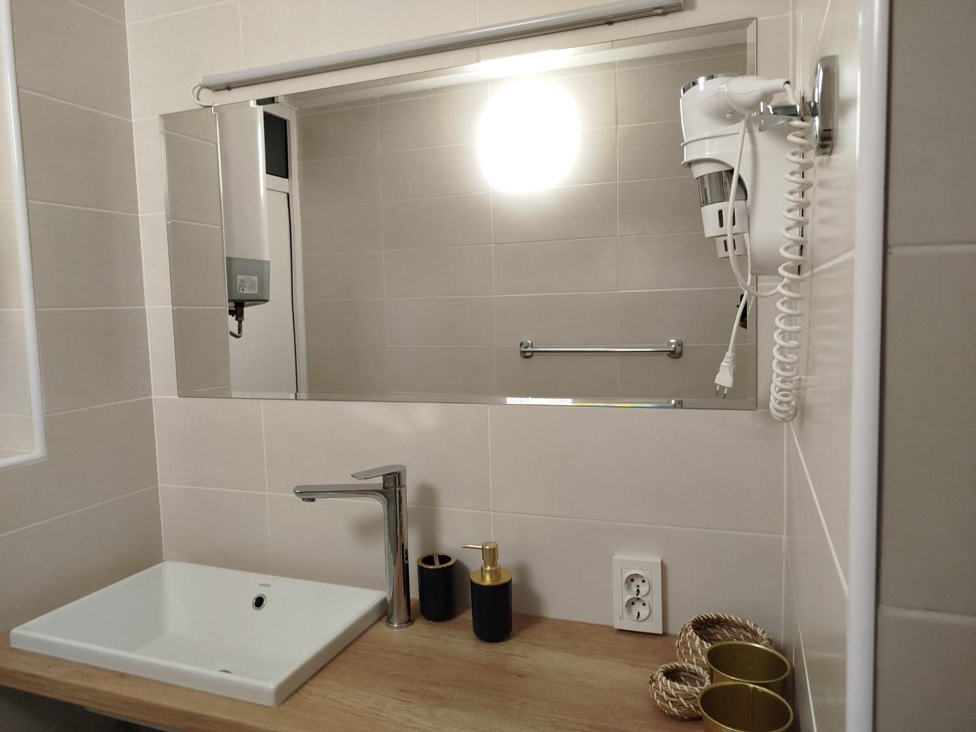 Apartman Iva 诺瓦利娅 外观 照片